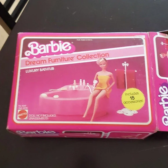 Vintage Barbie Pink Luxury Bathtub - Picture 4 of 4